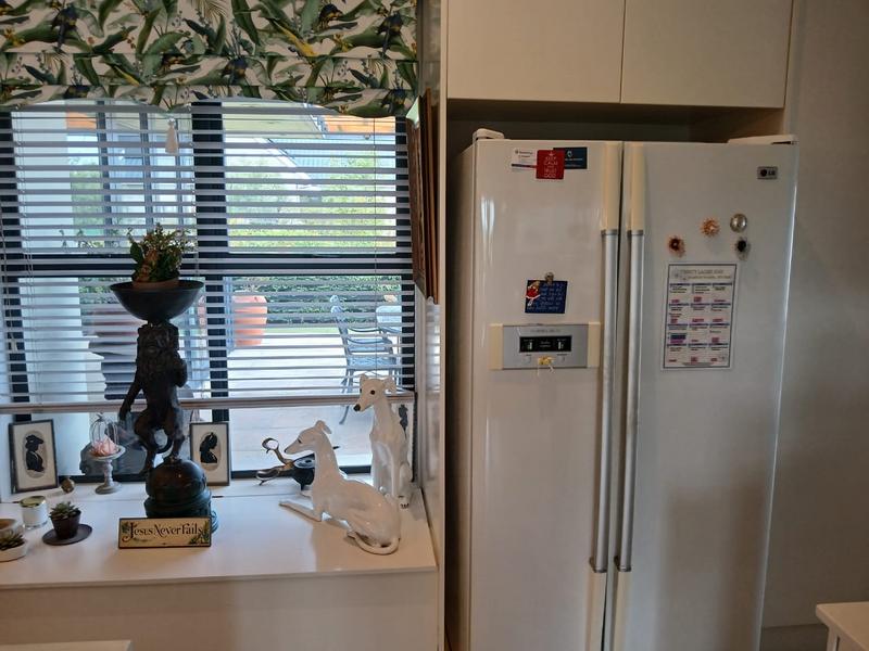 4 Bedroom Property for Sale in Graanendal Western Cape